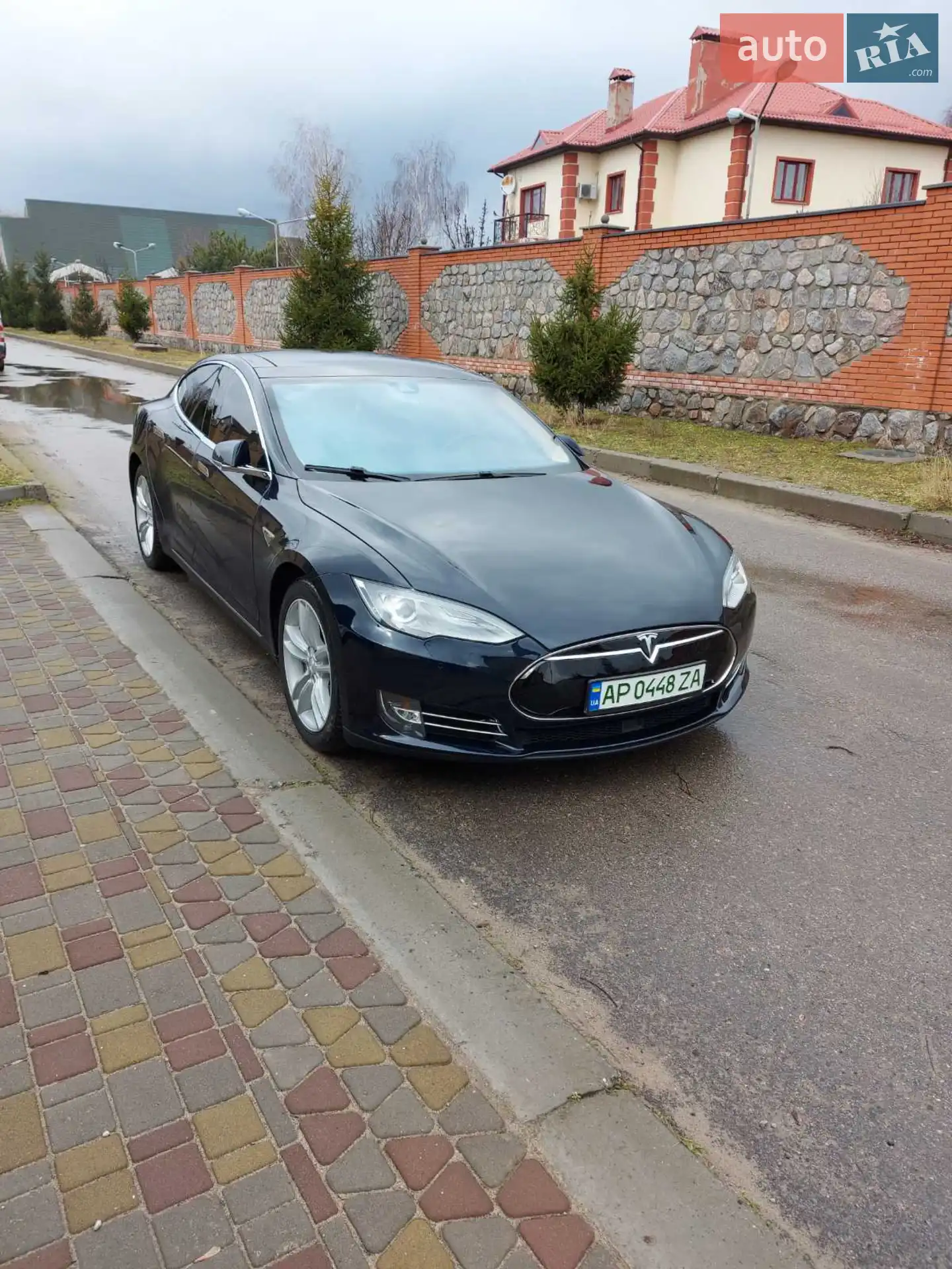 2015 Tesla Model S - фото 1