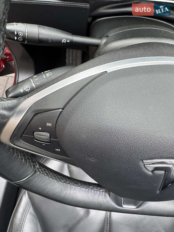 Ліфтбек Tesla Model S 2014 в Черкасах