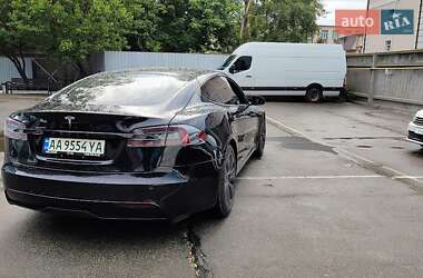 Лифтбек Tesla Model S 2021 в 