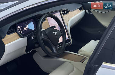Ліфтбек Tesla Model S 2020 в 