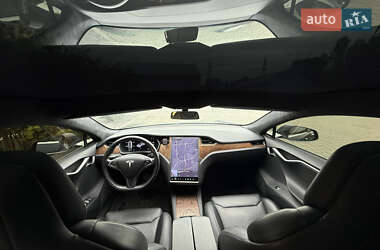 Лифтбек Tesla Model S 2019 в 