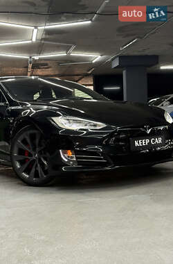 Лифтбек Tesla Model S 2018 в 