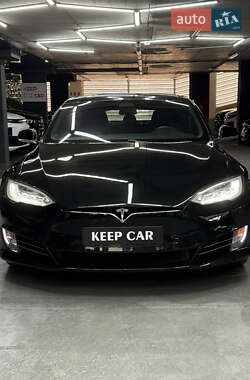Лифтбек Tesla Model S 2018 в 