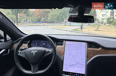 Лифтбек Tesla Model S 2018 в 