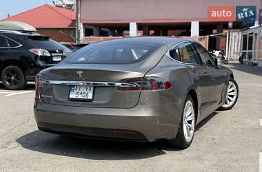 Лифтбек Tesla Model S 2016 в 