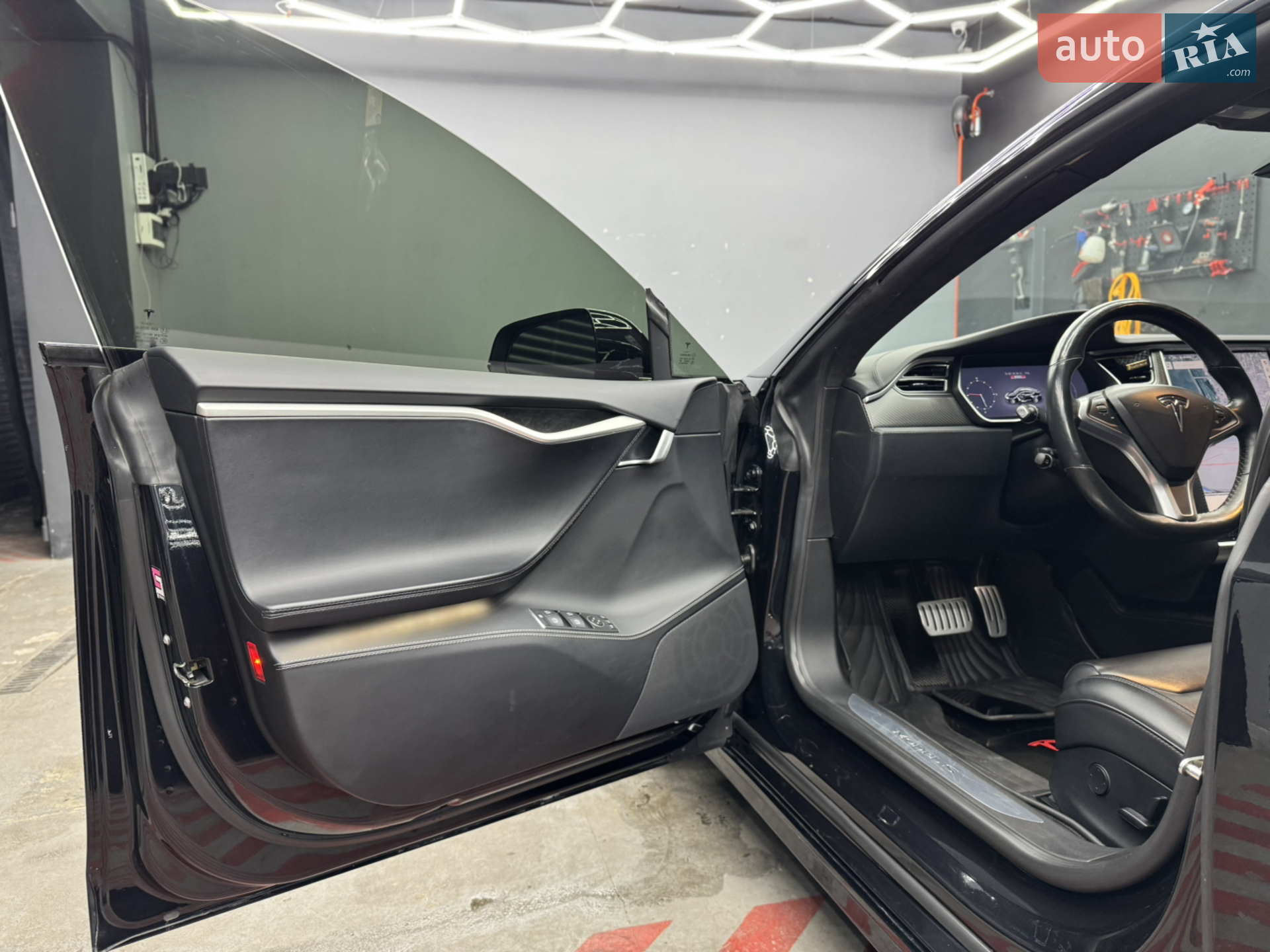 2017 Tesla Model S - мініатюра 12
