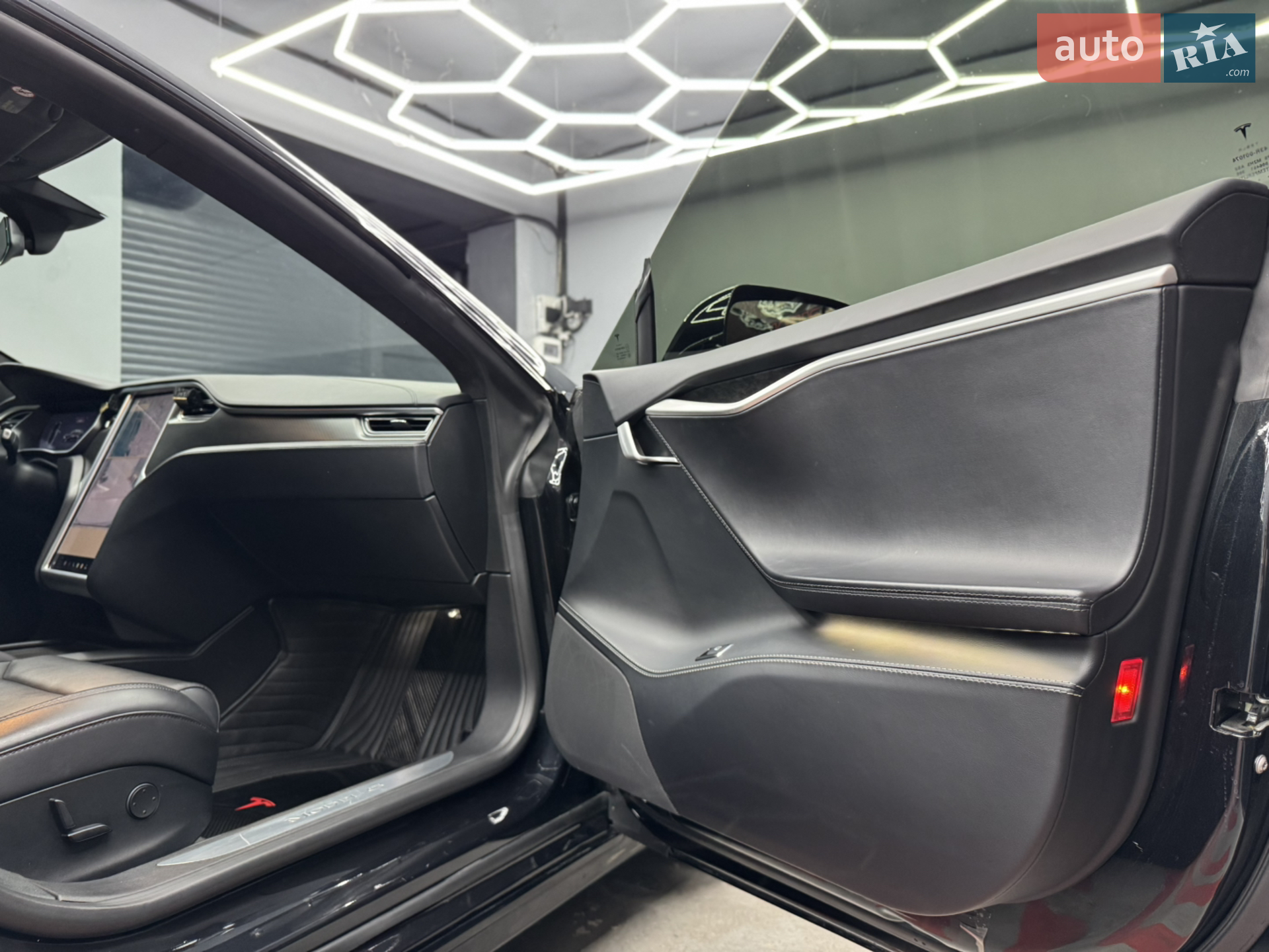 2017 Tesla Model S - мініатюра 20