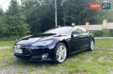 Лифтбек Tesla Model S 2013 в 