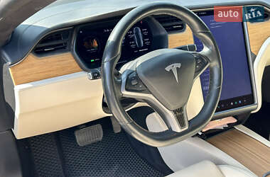 Ліфтбек Tesla Model S 2020 в 