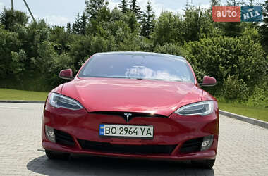 Ліфтбек Tesla Model S 2020 в 