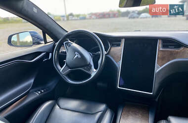 Лифтбек Tesla Model S 2019 в 