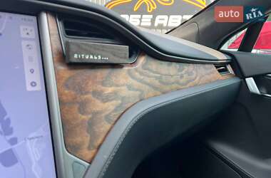Лифтбек Tesla Model S 2019 в 