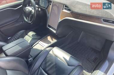 Лифтбек Tesla Model S 2017 в 