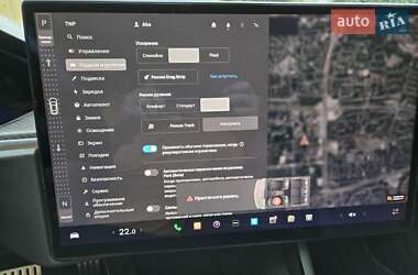 Лифтбек Tesla Model S 2023 в 