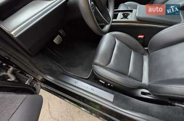 Лифтбек Tesla Model S 2023 в 