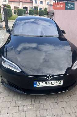 Ліфтбек Tesla Model S 2017 в Шептицькому