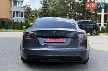 Ліфтбек Tesla Model S 2022 в 
