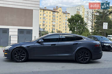 Ліфтбек Tesla Model S 2022 в 