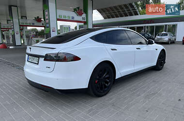 Ліфтбек Tesla Model S 2014 в 