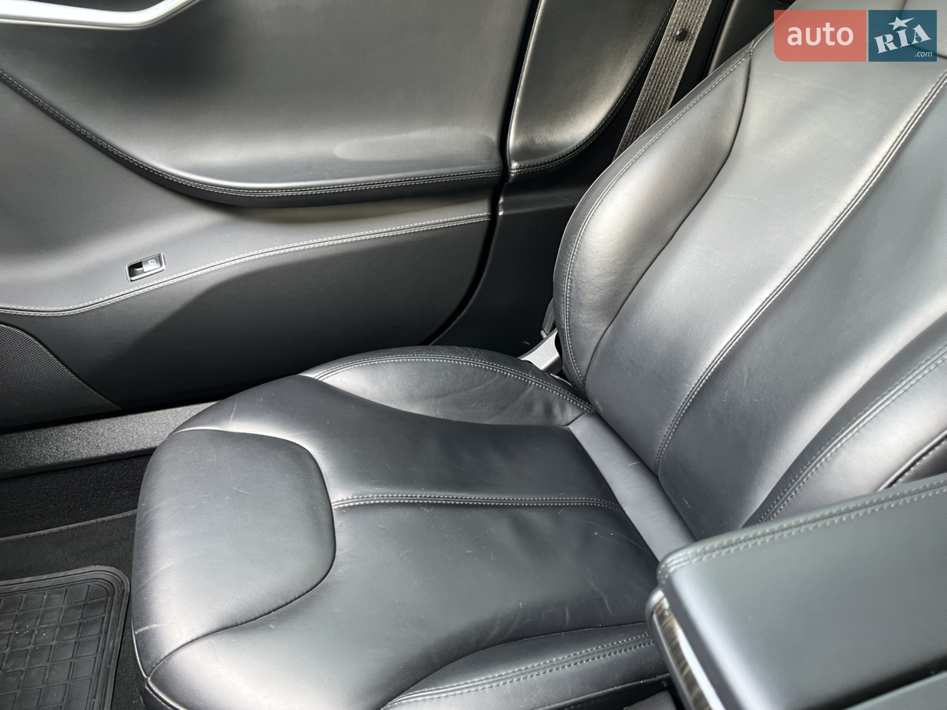 2014 Tesla Model S - мініатюра 34