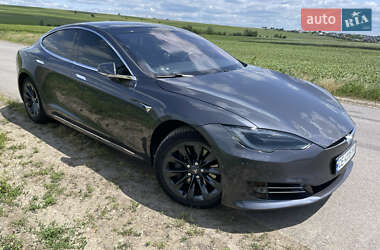 Ліфтбек Tesla Model S 2018 в 