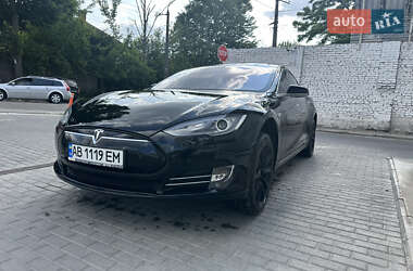 Лифтбек Tesla Model S 2013 в 