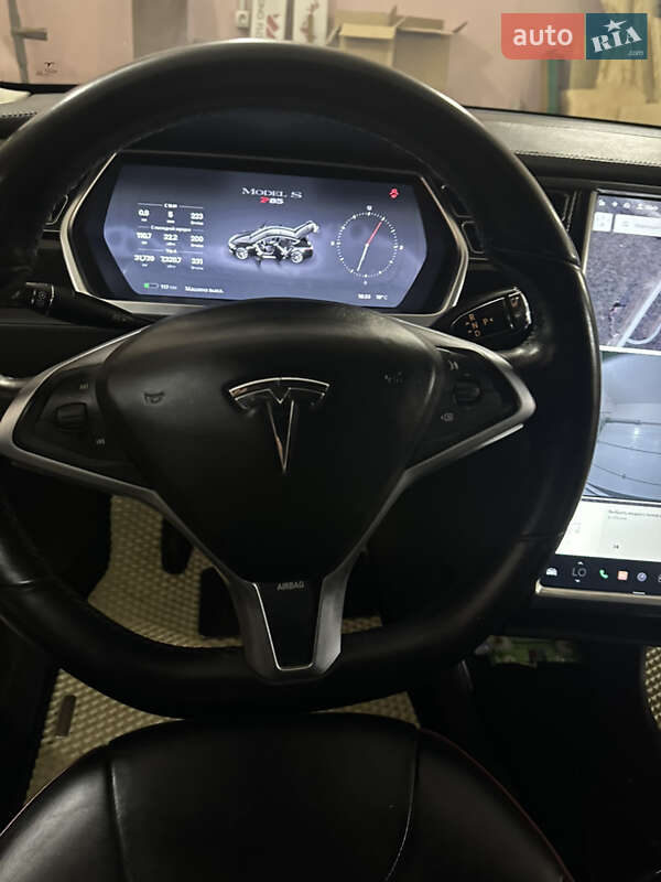 Лифтбек Tesla Model S 2013 в Виннице