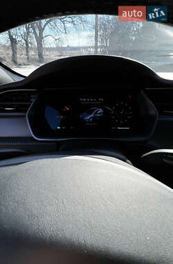 Лифтбек Tesla Model S 2020 в 