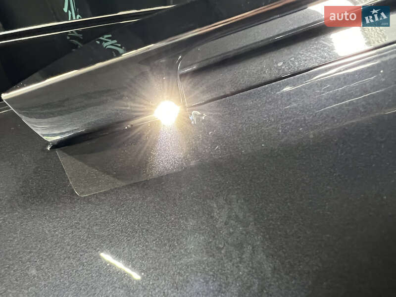 Ліфтбек Tesla Model S 2018 в Самборі