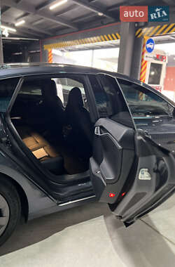 Лифтбек Tesla Model S 2018 в 
