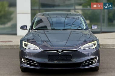 Ліфтбек Tesla Model S 2018 в 