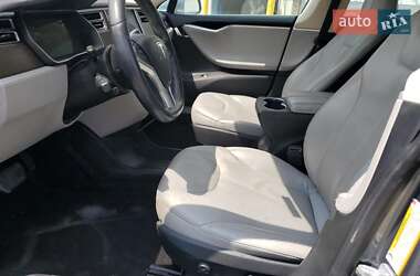 Лифтбек Tesla Model S 2014 в 