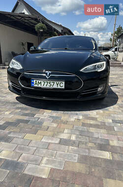 Ліфтбек Tesla Model S 2014 в Житомирі