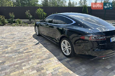 Ліфтбек Tesla Model S 2014 в Житомирі