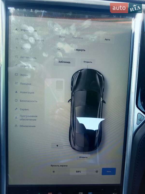 Лифтбек Tesla Model S 2014 в Ивано-Франковске