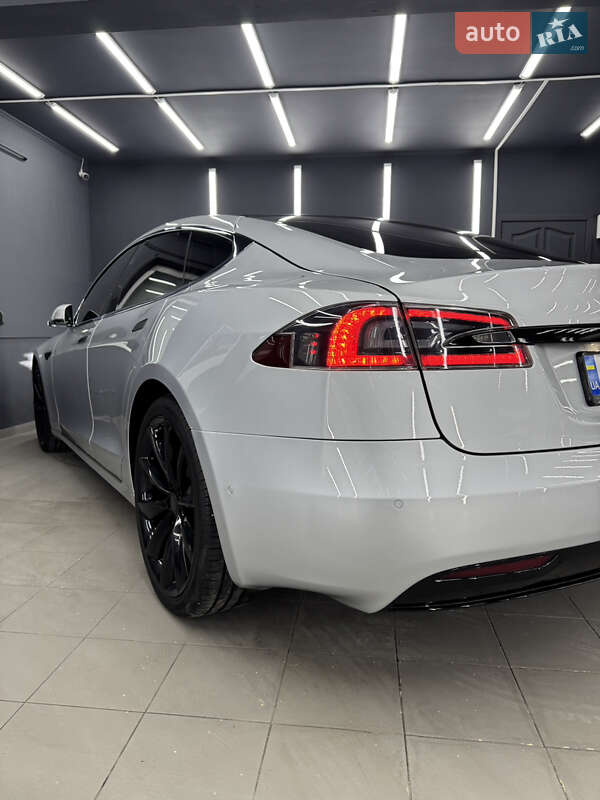 Лифтбек Tesla Model S 2017 в Коломые фото 11 Лифтбек Tesla Model S 2017 в Коломые