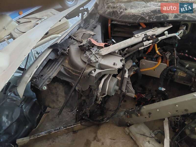 Лифтбек Tesla Model S 2015 в Хмельницком фото 7 Лифтбек Tesla Model S 2015 в Хмельницком