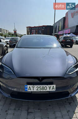 Ліфтбек Tesla Model S 2022 в 