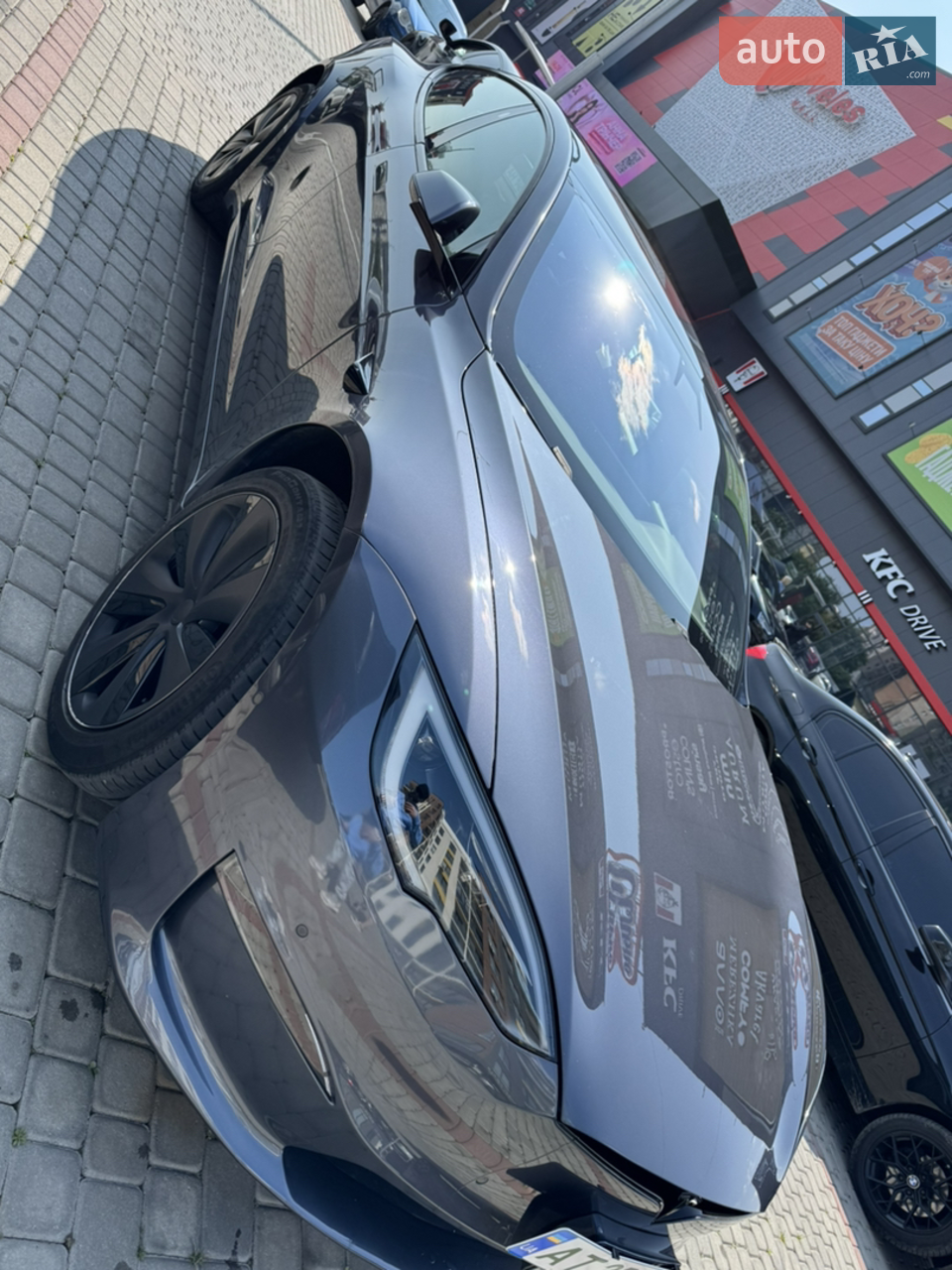 2022 Tesla Model S - мініатюра 18
