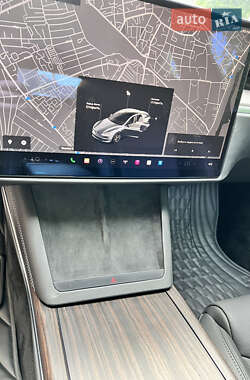 Ліфтбек Tesla Model S 2022 в 