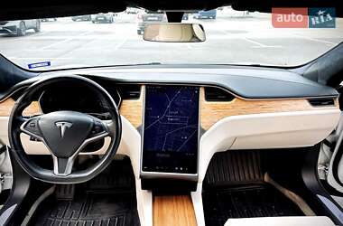 Ліфтбек Tesla Model S 2019 в 