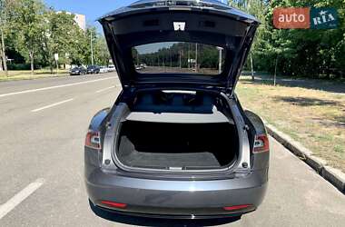 Лифтбек Tesla Model S 2016 в 