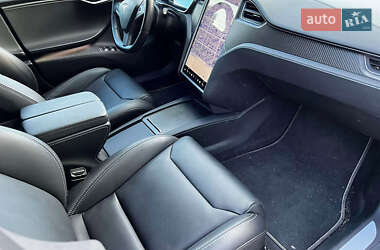 Лифтбек Tesla Model S 2019 в 