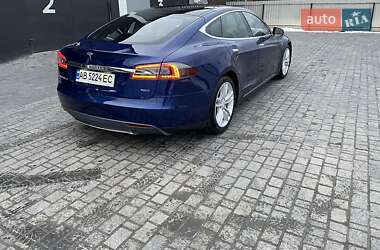 Лифтбек Tesla Model S 2016 в 