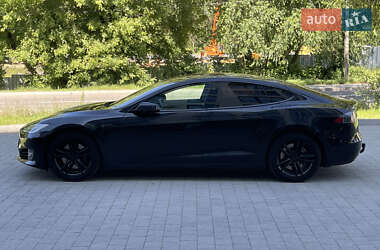 Лифтбек Tesla Model S 2019 в 