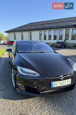 Лифтбек Tesla Model S 2016 в 