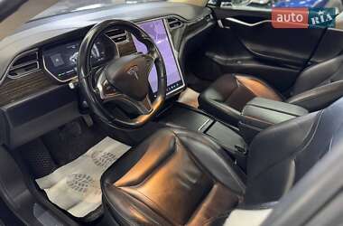 Лифтбек Tesla Model S 2016 в 