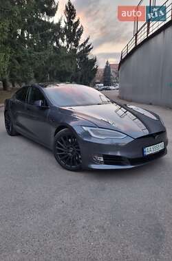 Ліфтбек Tesla Model S 2020 в Львові
