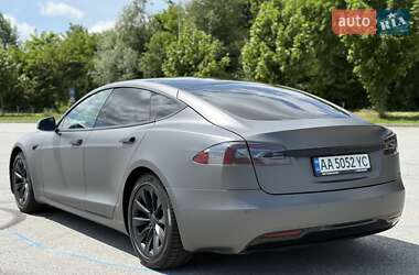 Лифтбек Tesla Model S 2018 в 