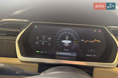 Лифтбек Tesla Model S 2013 в 